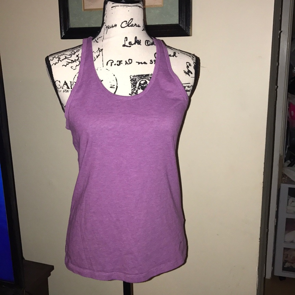 Nike top size M